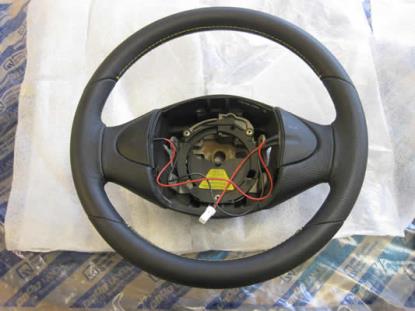 50900029 Stuurwiel zwart leer geel stiksel