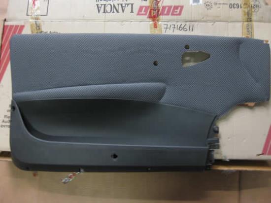 71716611 Deurpaneel links