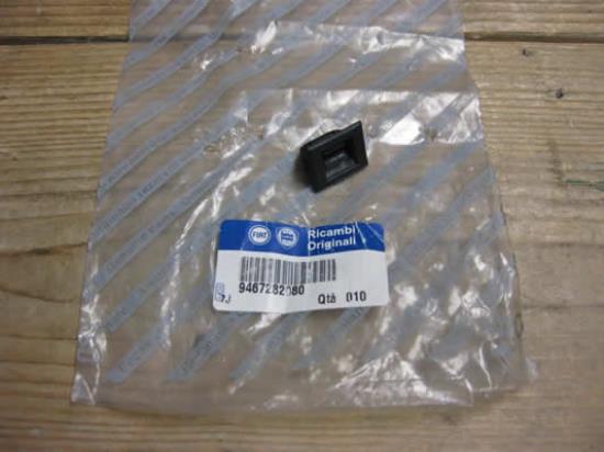 9467282080 Bevestigings clip