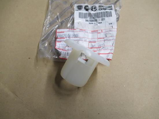 9467006980 Huls armleuning rechts