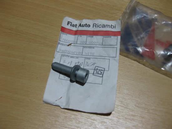 9600262180 Bout M8x30mm