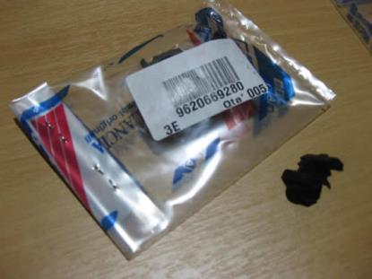 9620669280 Montage clip sierstrip