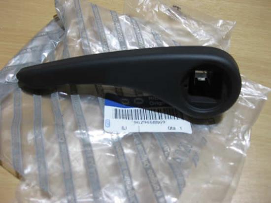 9629668869 Hendel lendensteun voorstoel links