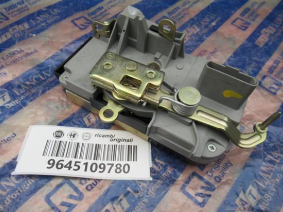 9645109780 Deurslot voordeur links