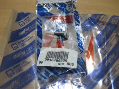 46409539 Bout montage zijskirt