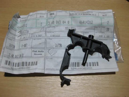 46414312 Montage klem slang