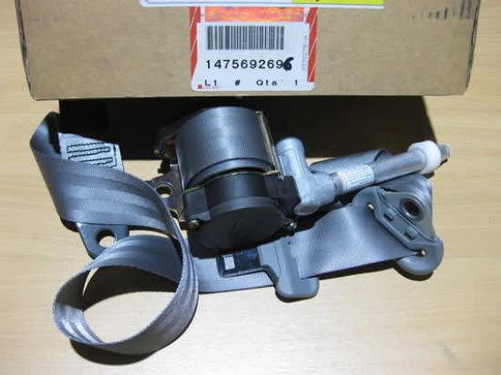 1475692696 Veiligheidsgordel