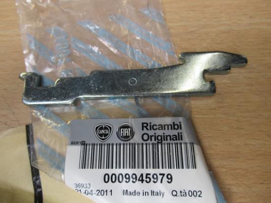 9945979 Versteller achter remmen