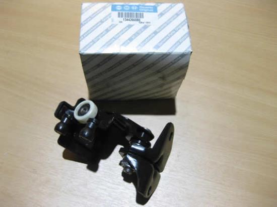 1344266080 Schuifdeur scharnier rechts