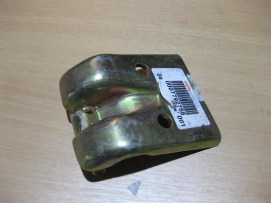 7792758 Deur scharnier rechtsvoor