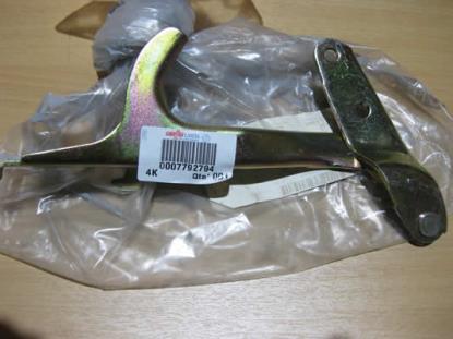 7792794 Motorkap scharnier links