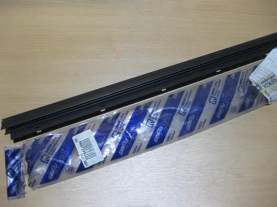 7799343 Profielrubber links