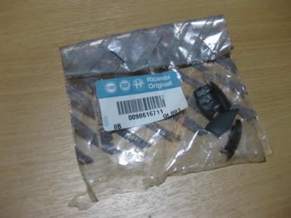 98616711 Afdekkapset autoradio