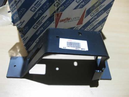 1474323080 Beugel achterbumper rechts