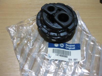 1474690080 Uitlaatrubber