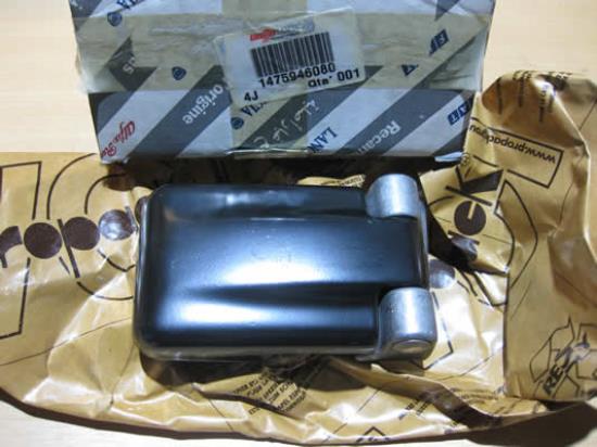 1475946080 Scharnier links