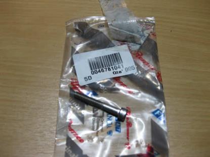 46781041 Bout voor dakdragers