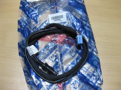 46783682 Kabel radio aansluiting