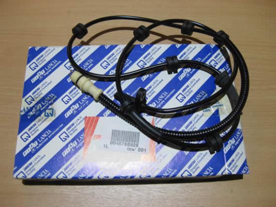 46788928 ABS sensor voorzijde