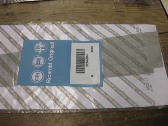 735462065 Sticker raamstijl