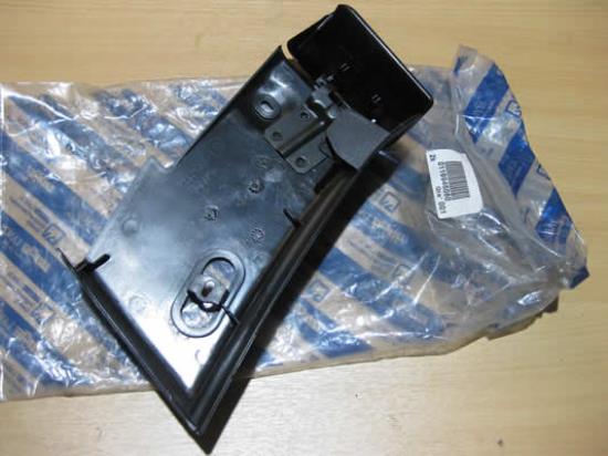 119946080 Sierstuk voor softtop rechts