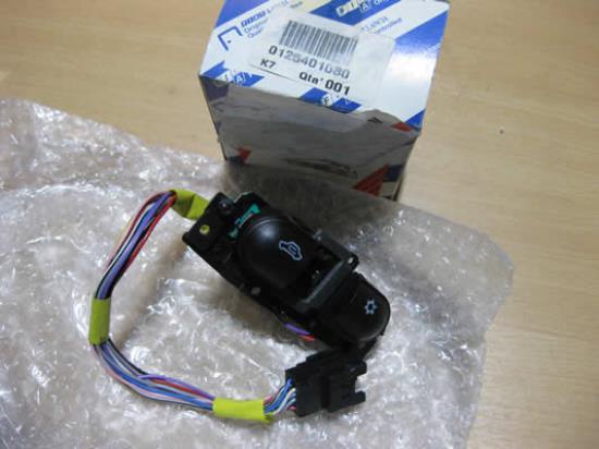 125401080 Schakelaar airco