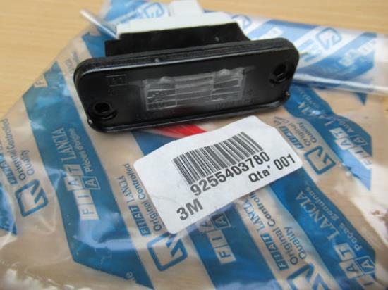 9255403780 Kentekenverlichting