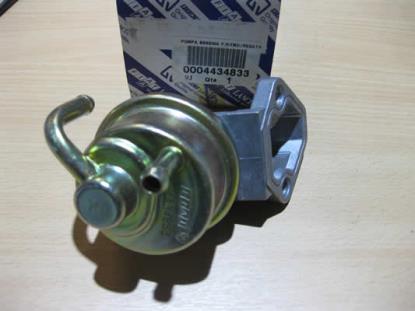 4434833 Brandstofpomp