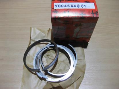 5894554 Zuigerveren set 0.4mm groter