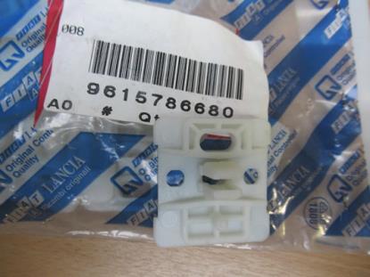 9615786680 Afstandstuk