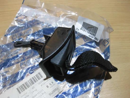 121164080 Vergrendeling achterbank links