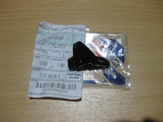 82468509 Sierstuk links achter