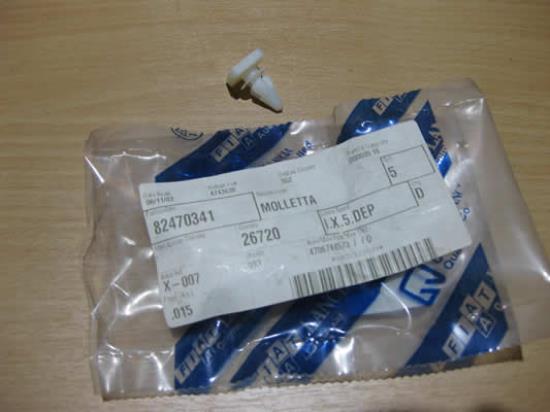 82470341 Montage clip sierlijst