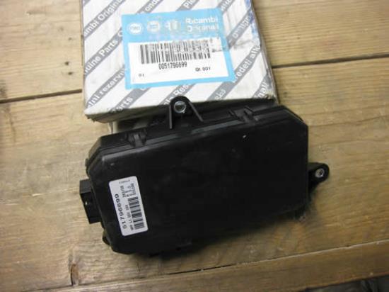 51796699 Deur computer rechts