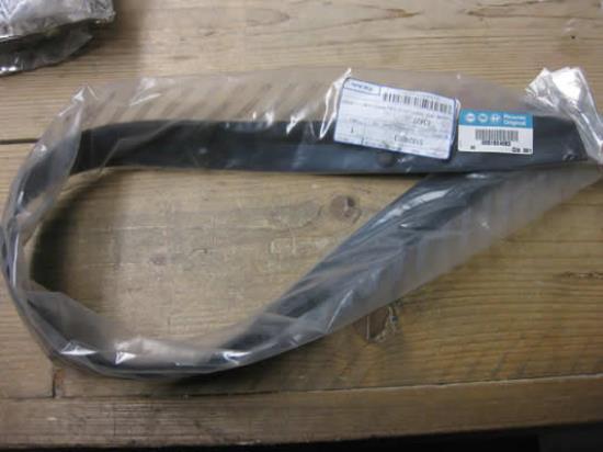 51824083 Deurrubber onderzijde links