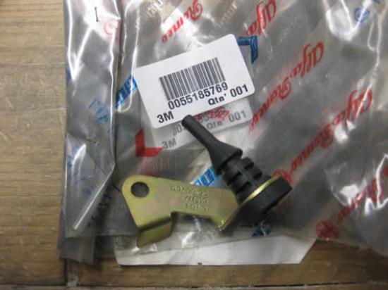 55185769 Beugel luchtfilterhuis