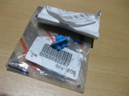 60680267 Montage clip