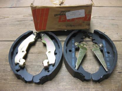 7081572 Remschoenset