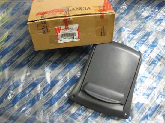 735326609 Afdekkap middenconsole