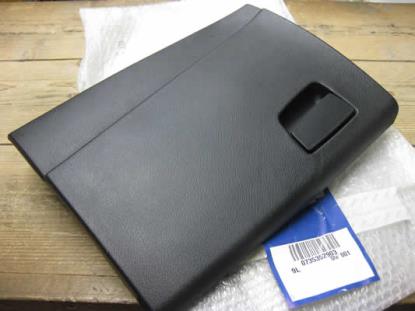 735352903 Klep dashboard kastje