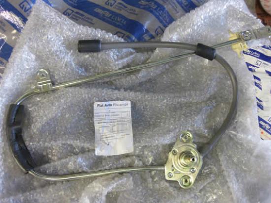 82474403 Raammechanisme rechts