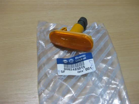 82485015 Richtingaanwijzer