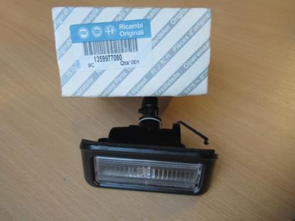 1359977080 Kentekenverlichting