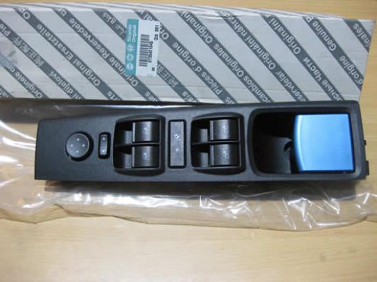 735421045 Raam schakelaar links