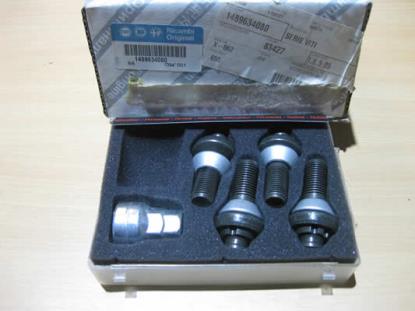 1489634080 Slotbout set