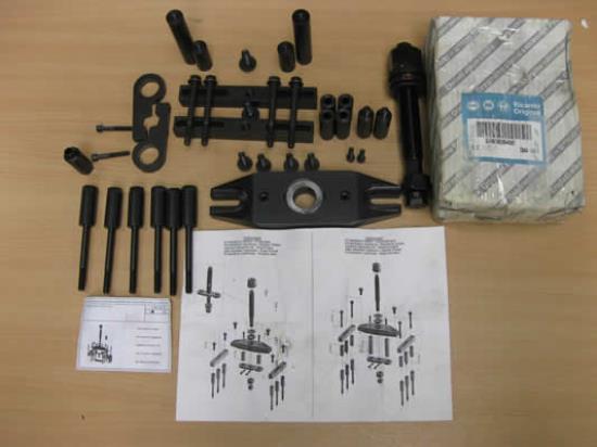 2000035400 Injector demontage set