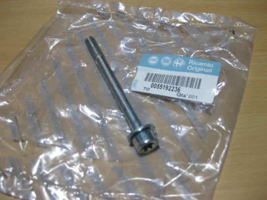 55192236 Bout met ring M8 x 90mm