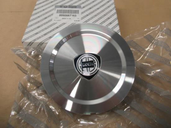 60667163 Naafkap 17" en 18"