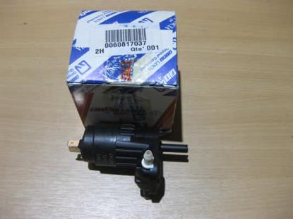 60817037 Ruitensproeiervloeistof pomp