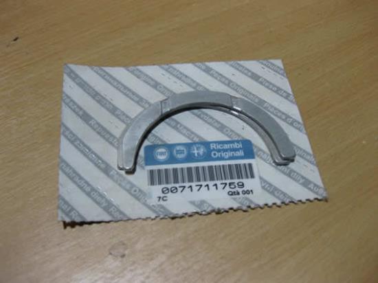 71711759 Ringhelft set 0.127mm overmaat